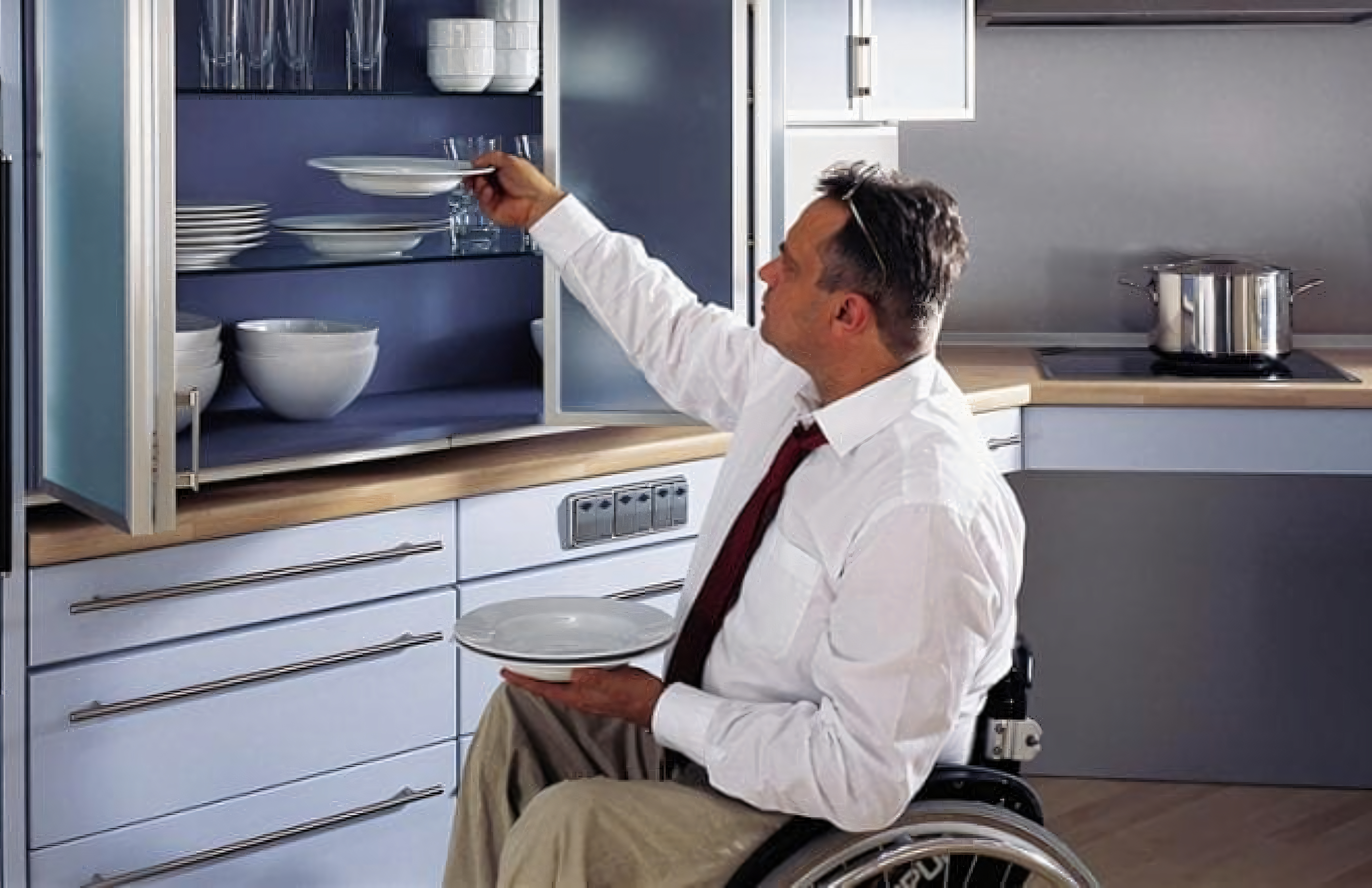 ADA kitchen cabinet storage