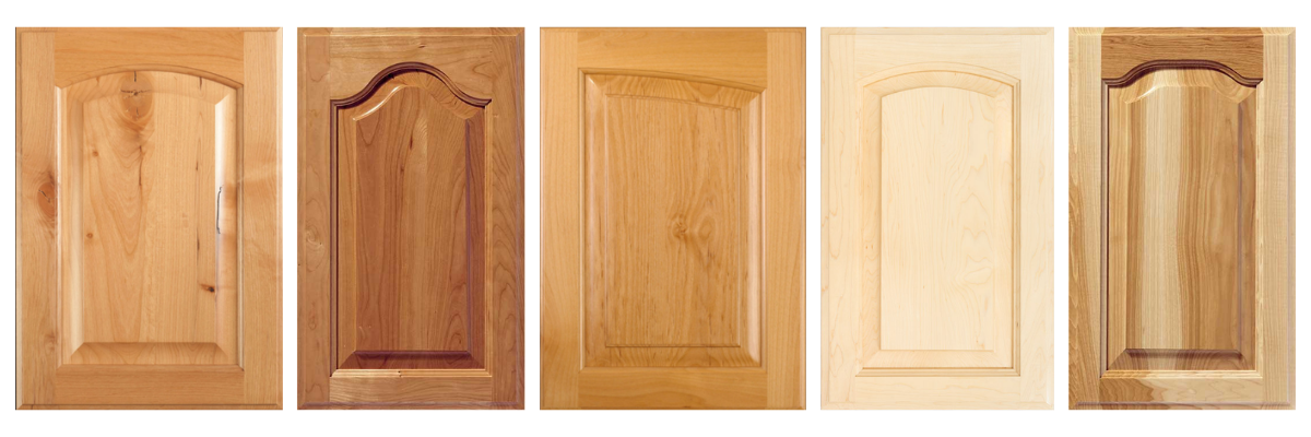Arched raised panel cabinet door style featuring a raised center panel with a decorative curved top profile. A popular kitchen cabinet door style for traditional, luxury, and Old-World kitchen designs.